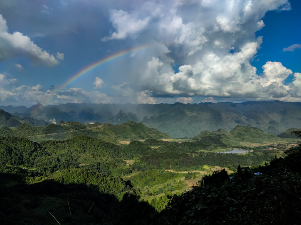 Quan Ba Heaven Gate with rainbow